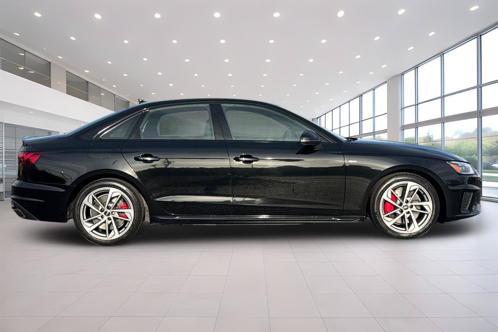 Used 2023 Audi A4 2.0T Premium Plus w/ Premium Plus Package AWD/4WD image 3