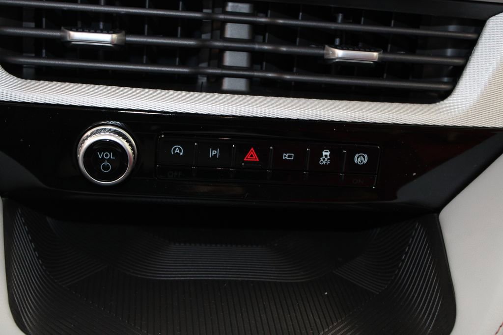 New 2026 Ford Explorer Active w/ Active Comfort Package image 47