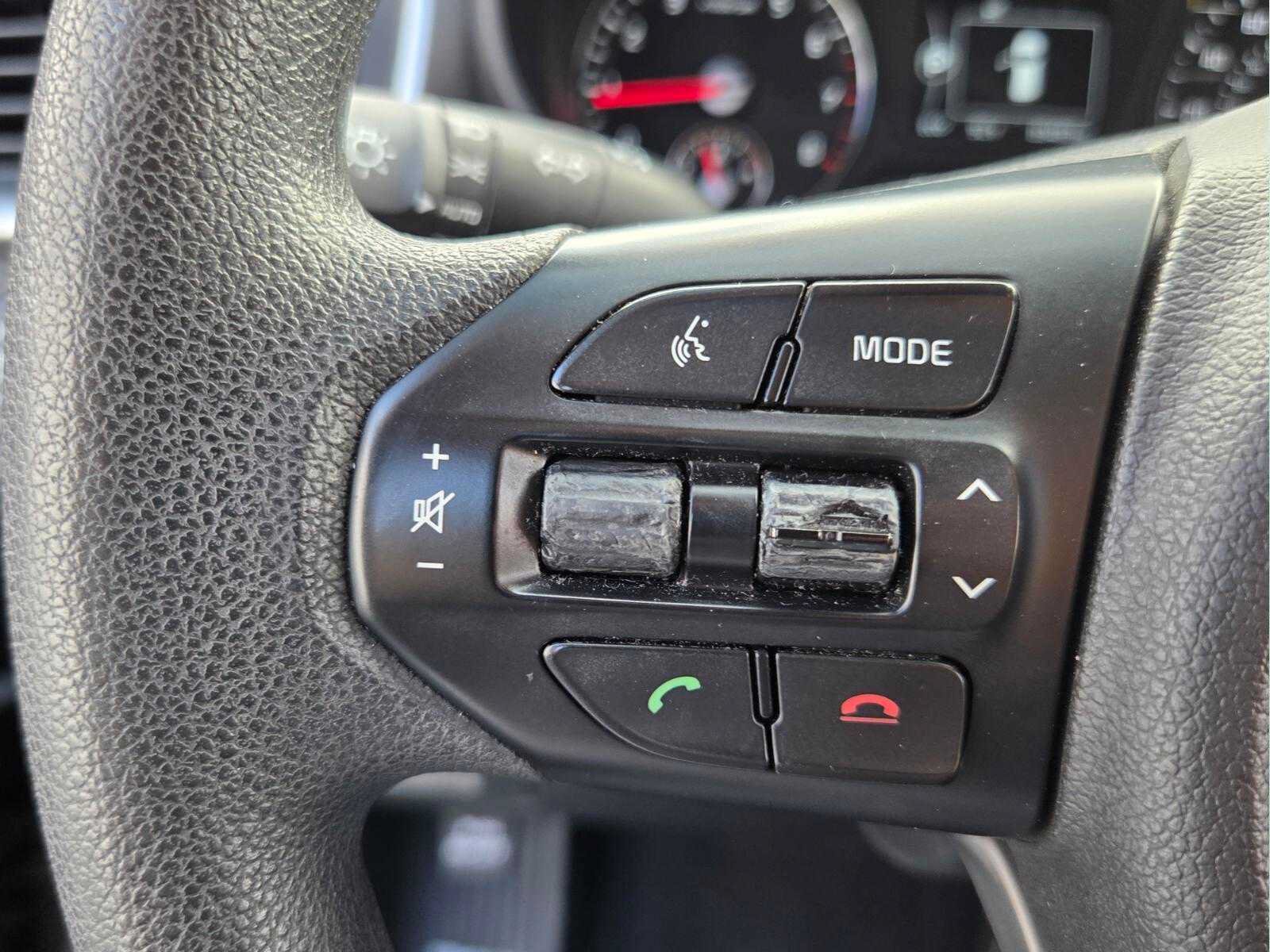 Used 2018 Kia Sorento L FWD image 27