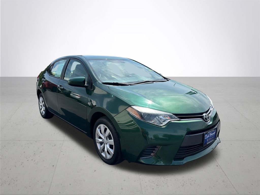 Used 2015 Toyota Corolla LE FWD image 5