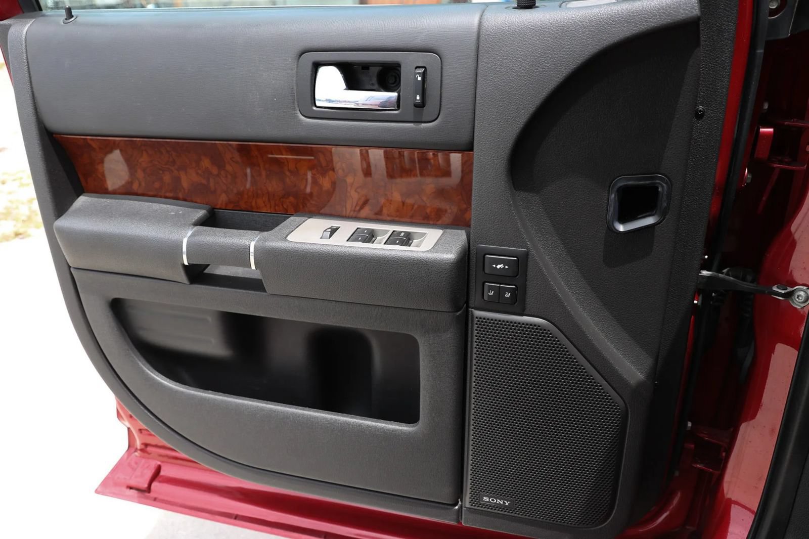 Used 2009 Ford Flex Limited FWD image 43