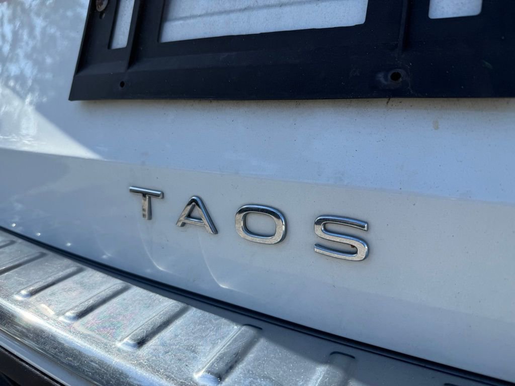 Used 2023 Volkswagen Taos S image 8