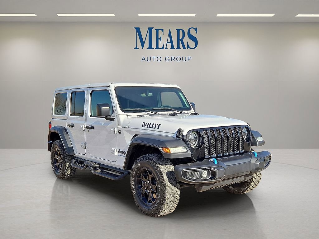 Used 2023 Jeep Wrangler Unlimited w/ 8.4" Radio Group image 7