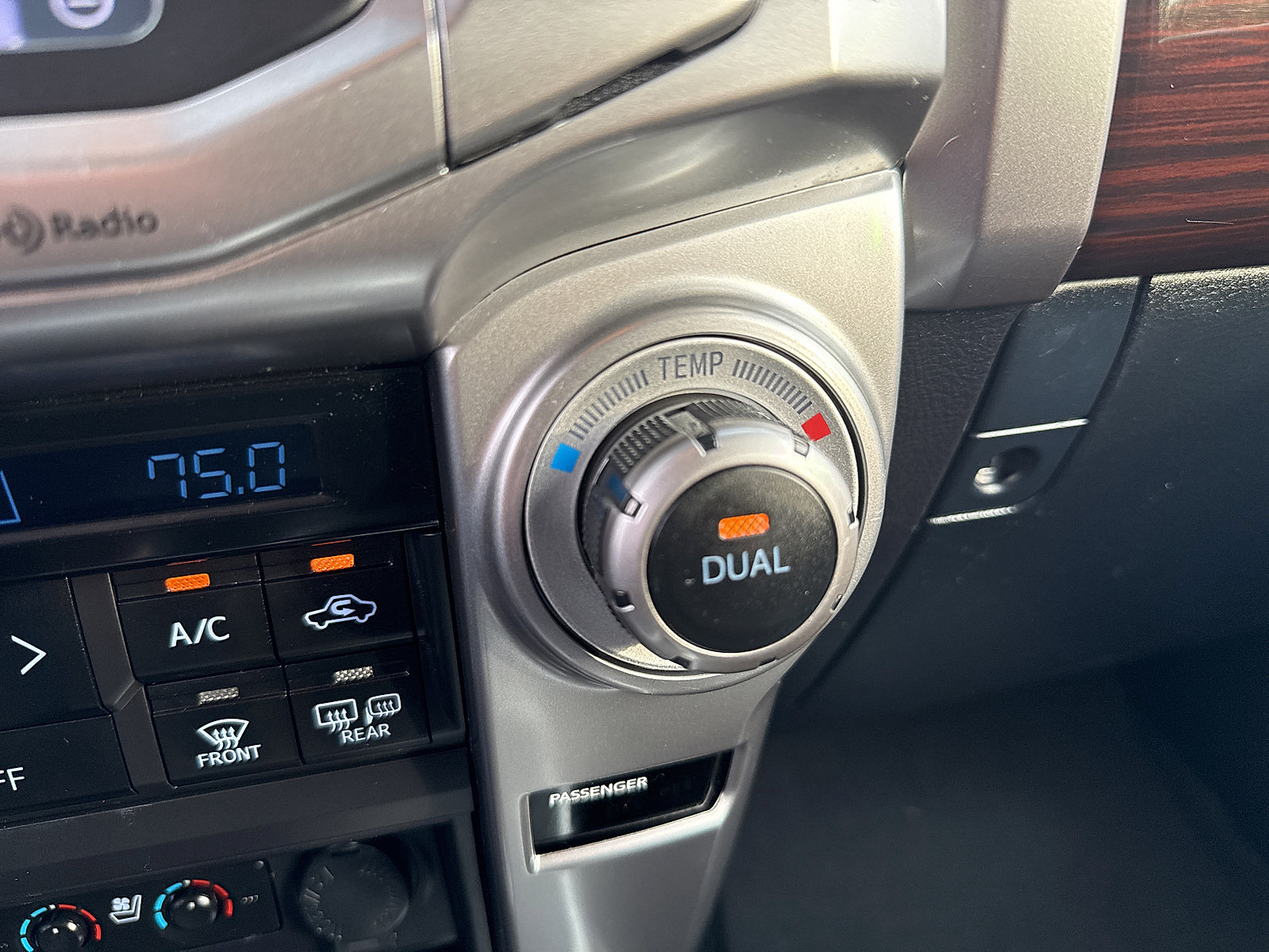 Used 2018 Toyota 4Runner Limited AWD/4WD image 63