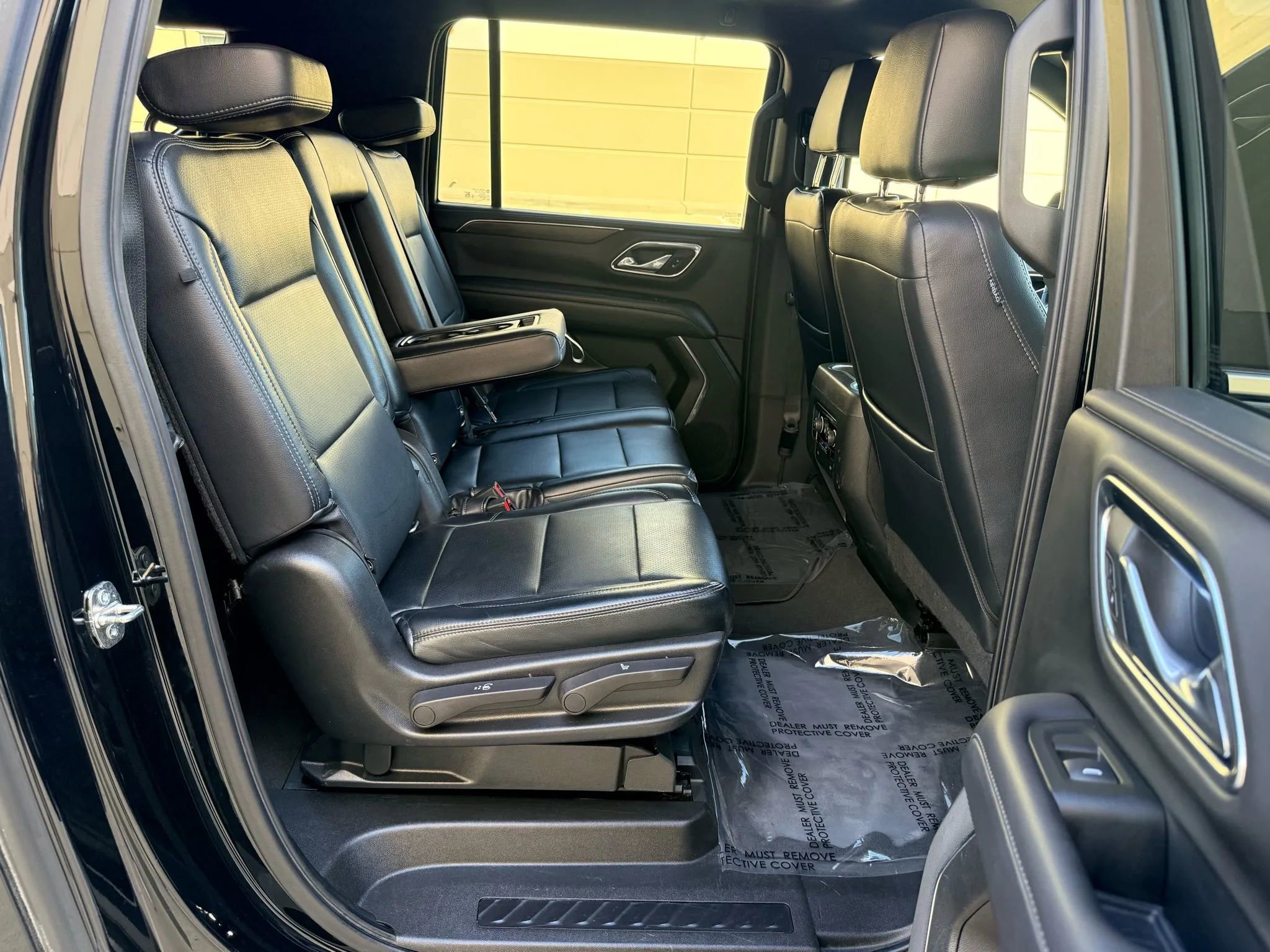 Used 2021 Chevrolet Suburban LS image 19