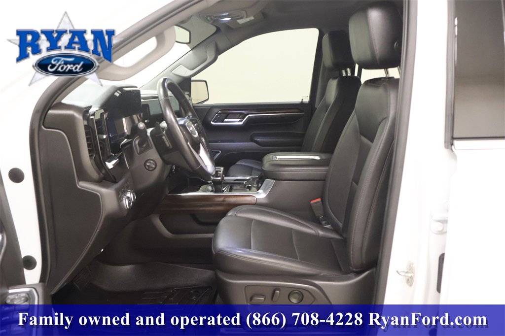 Used 2022 GMC Sierra 1500 SLT w/ SLT Convenience Package image 10