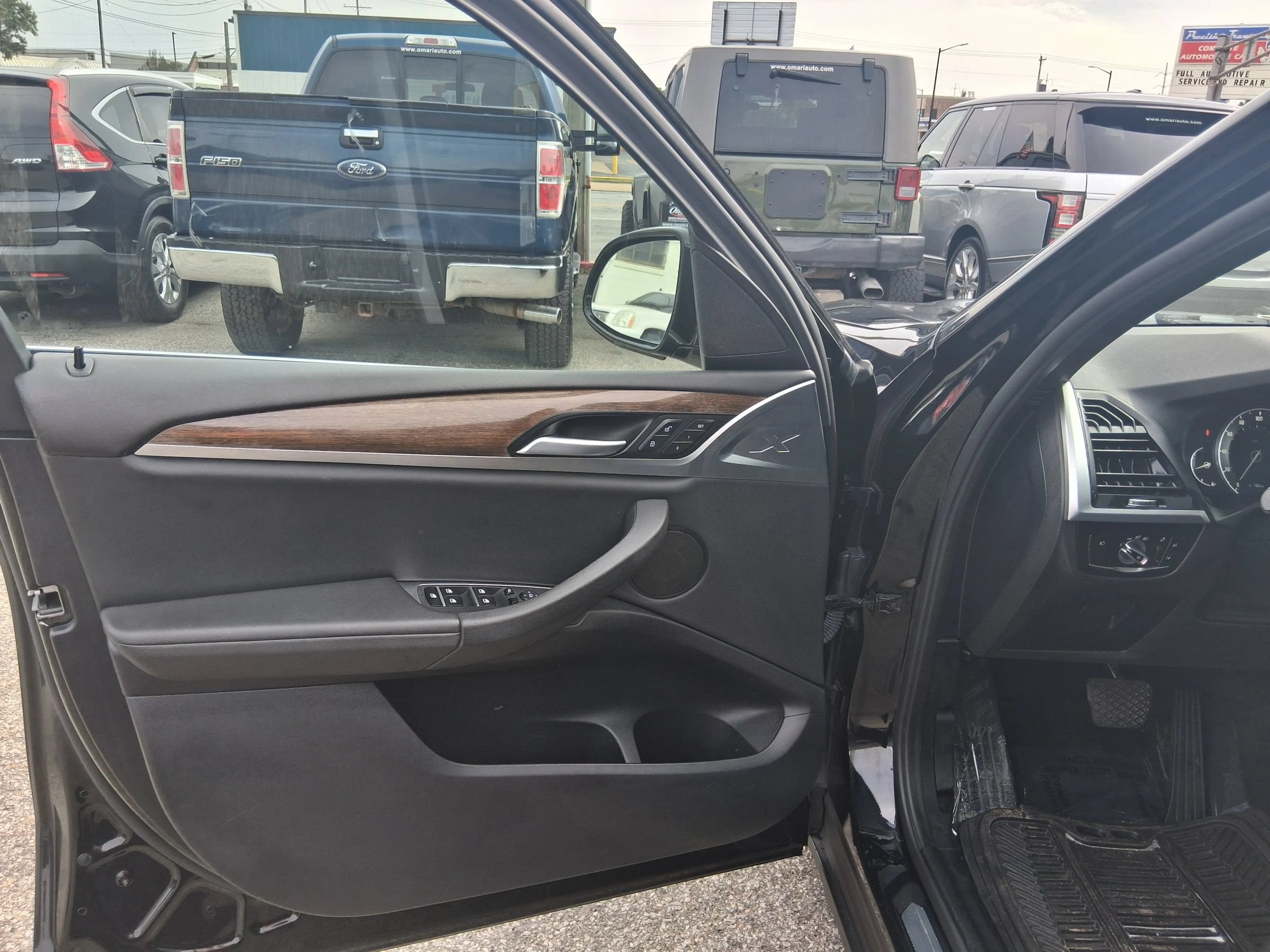 Used 2019 BMW X3 xDrive30i AWD/4WD image 11
