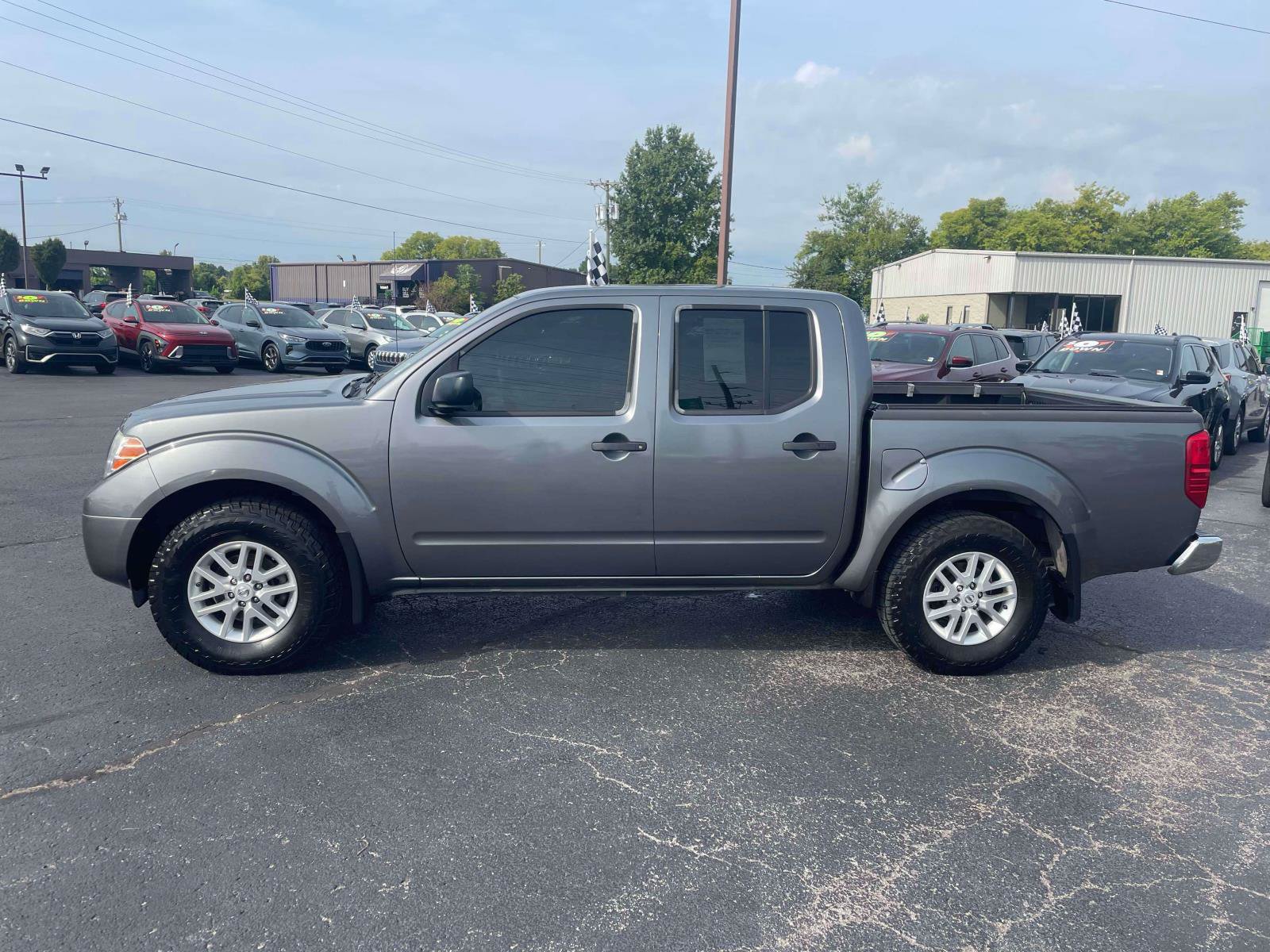 Used 2019 Nissan Frontier SV RWD image 4