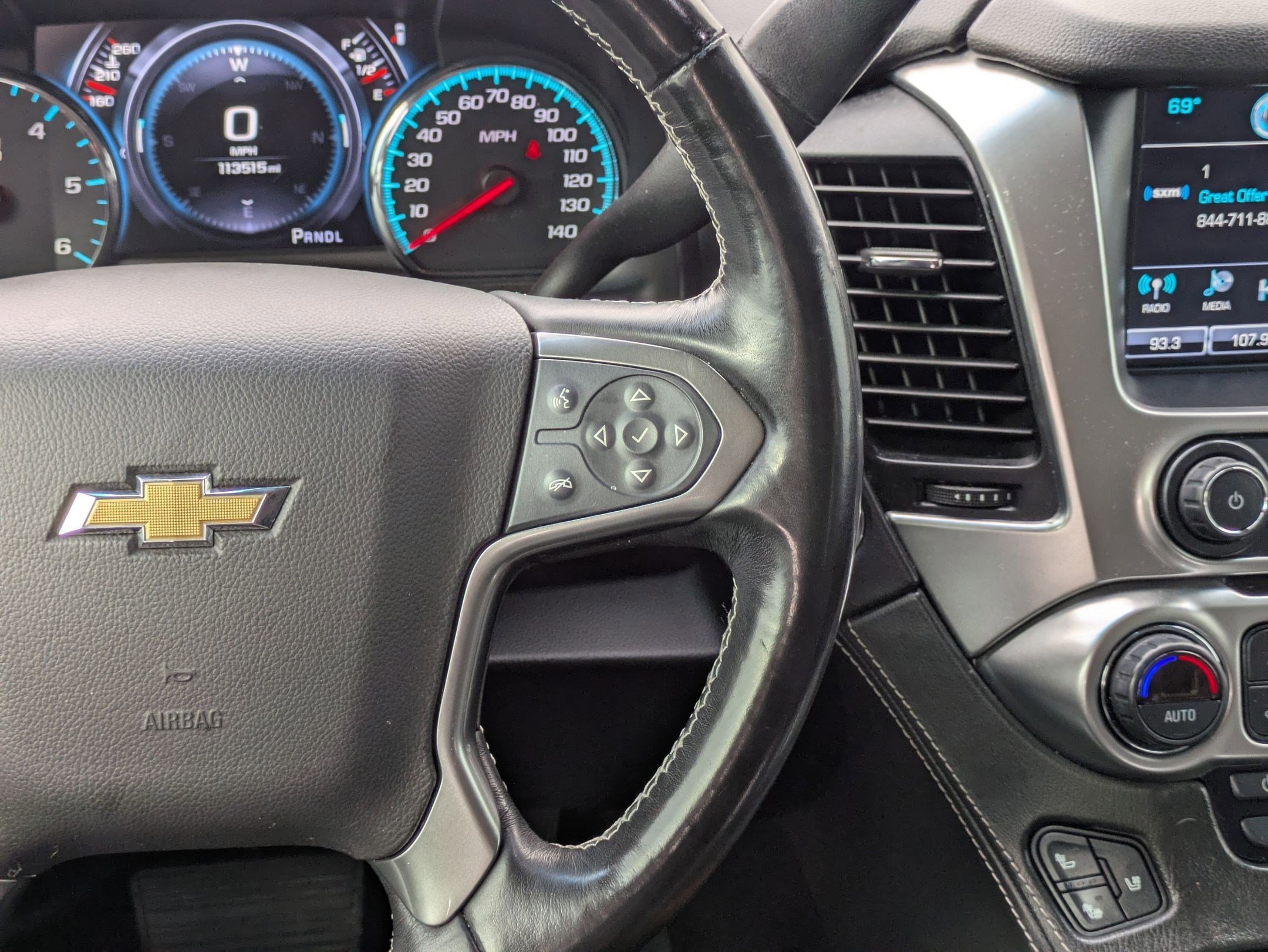 Used 2019 Chevrolet Suburban Premier w/ RST Edition image 21