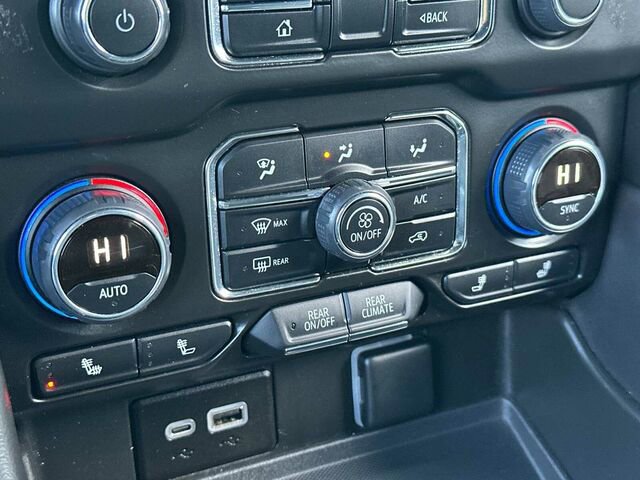 Used 2024 Chevrolet Suburban RST image 26