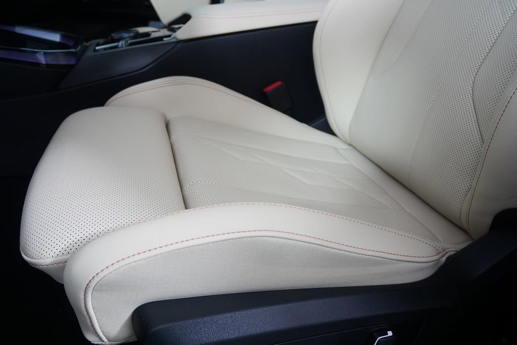 Used 2026 BMW X3 xDrive30 w/ Convenience Package image 9