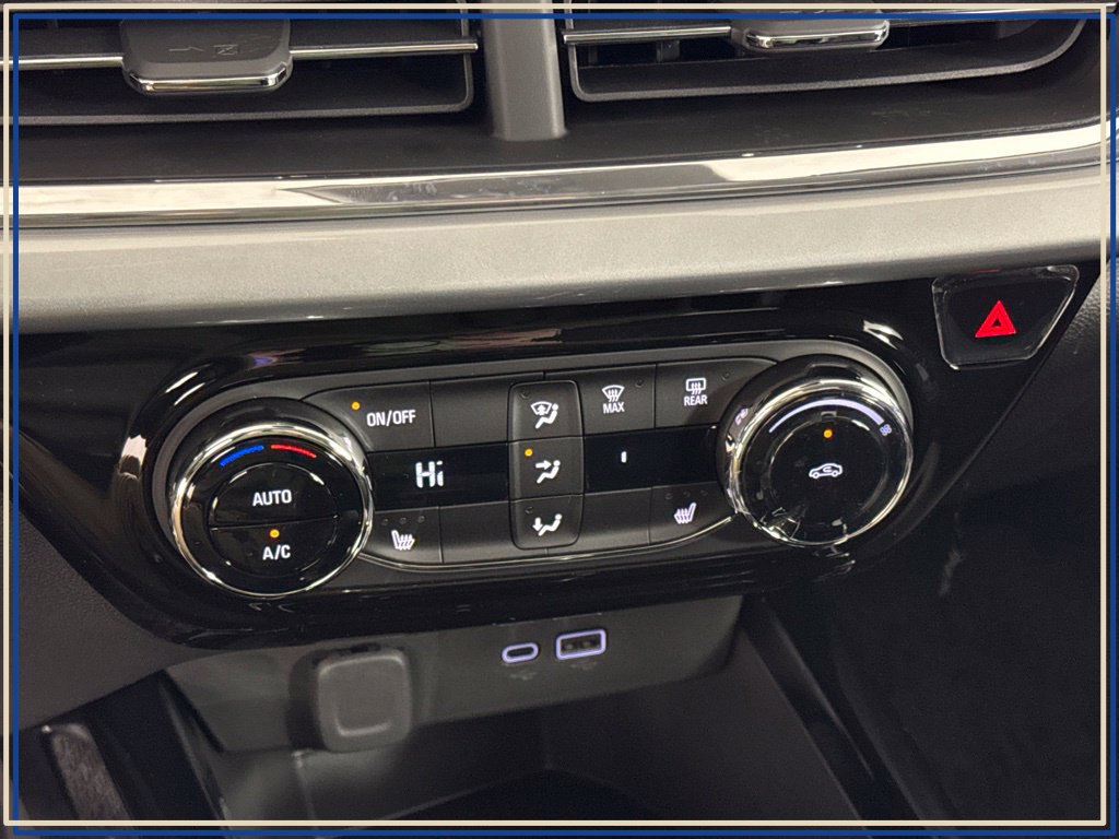 New 2026 Chevrolet Trax LT w/ LT Convenience Package FWD image 21