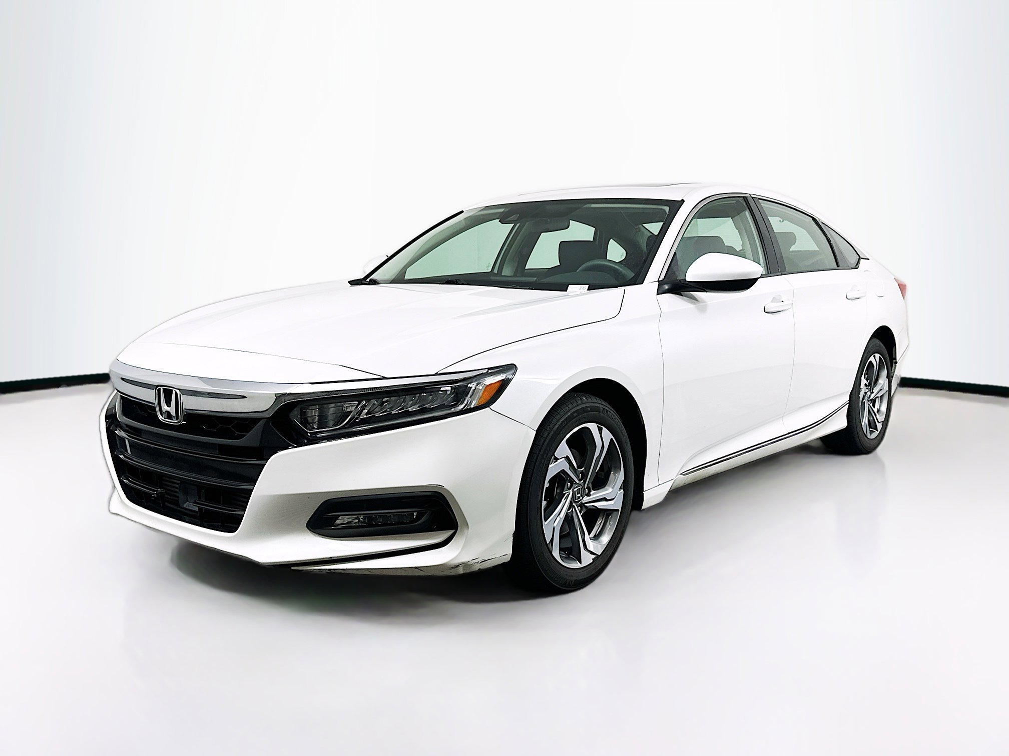 Used 2019 Honda Accord EX image 3