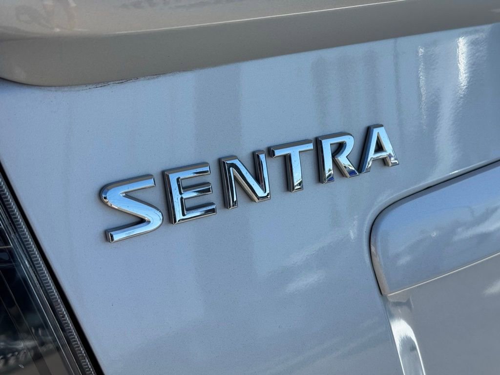 Used 2012 Nissan Sentra 2.0 SR w/ Special Edition Pkg image 12