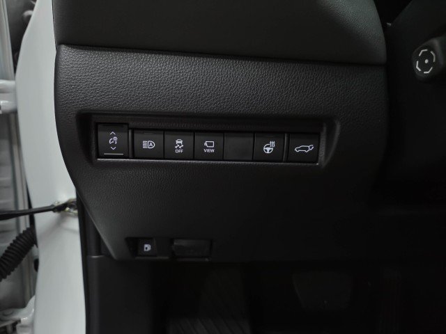 Used 2024 Toyota Venza Limited AWD/4WD image 29