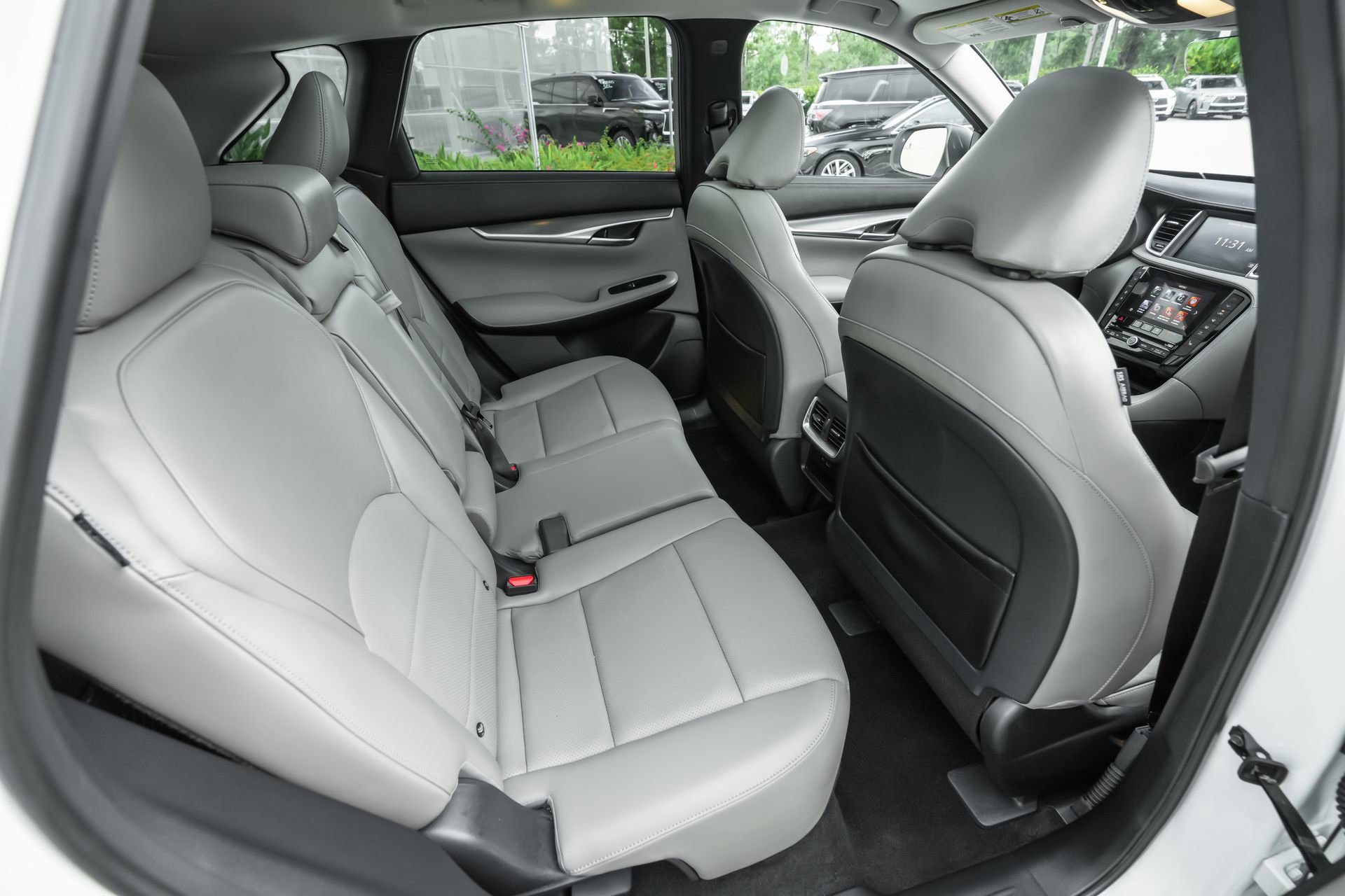Used 2025 INFINITI QX50 Luxe image 33
