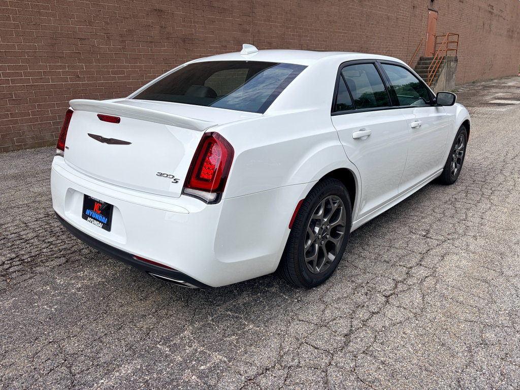 Used 2017 Chrysler 300 S w/ S Model Appearance Package AWD/4WD image 6