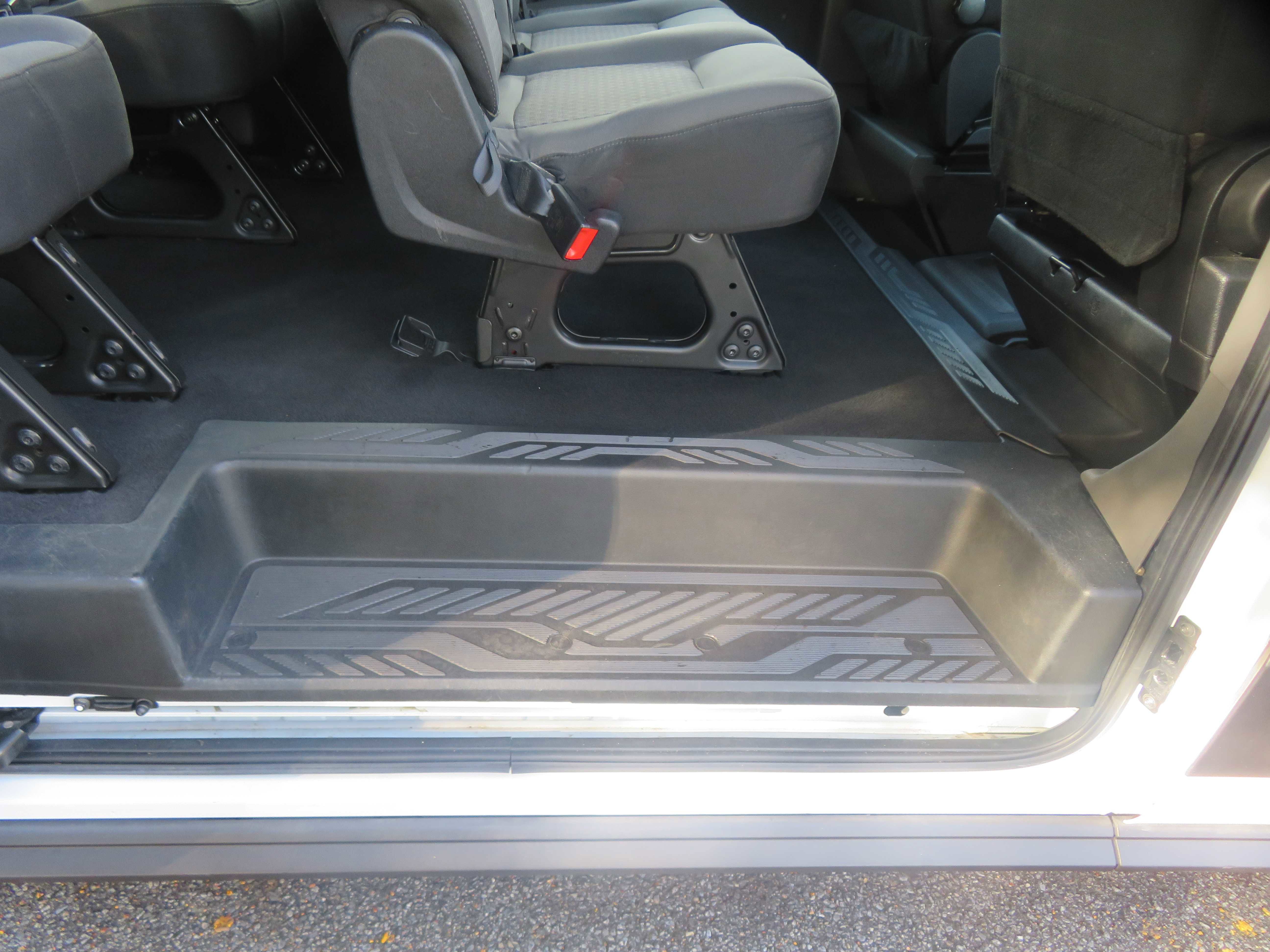 Used 2021 Ford Transit 350 XLT image 23