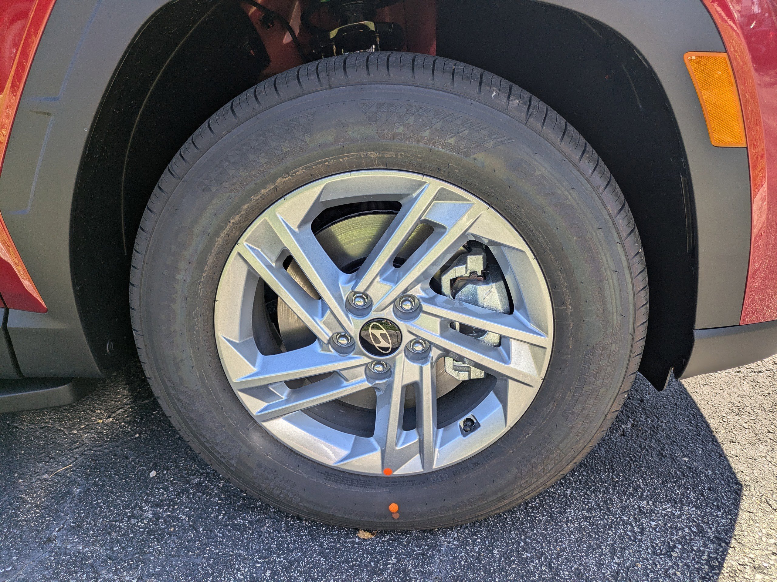 New 2026 Hyundai Tucson SE image 9