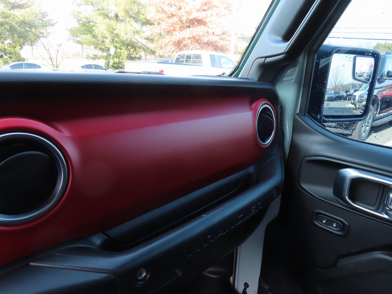 Used 2023 Jeep Wrangler Rubicon w/ Cold Weather Group image 25