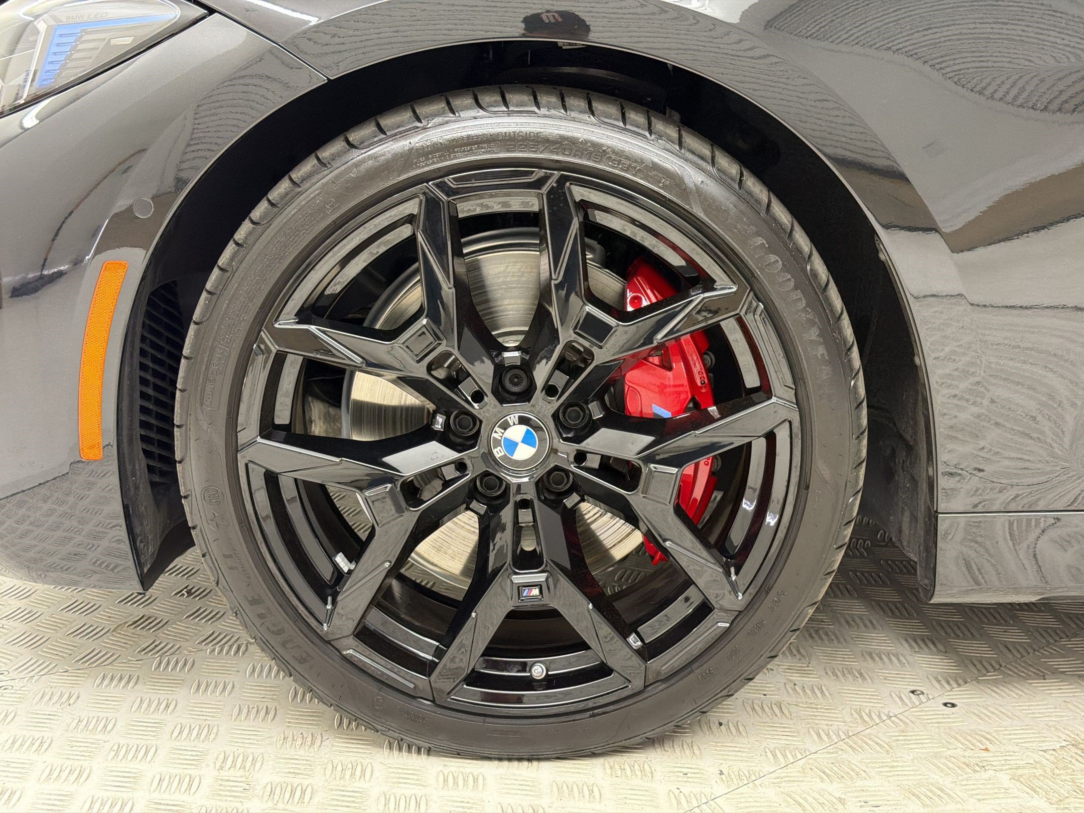 Certified 2025 BMW M440i Convertible w/ Premium Package RWD image 13