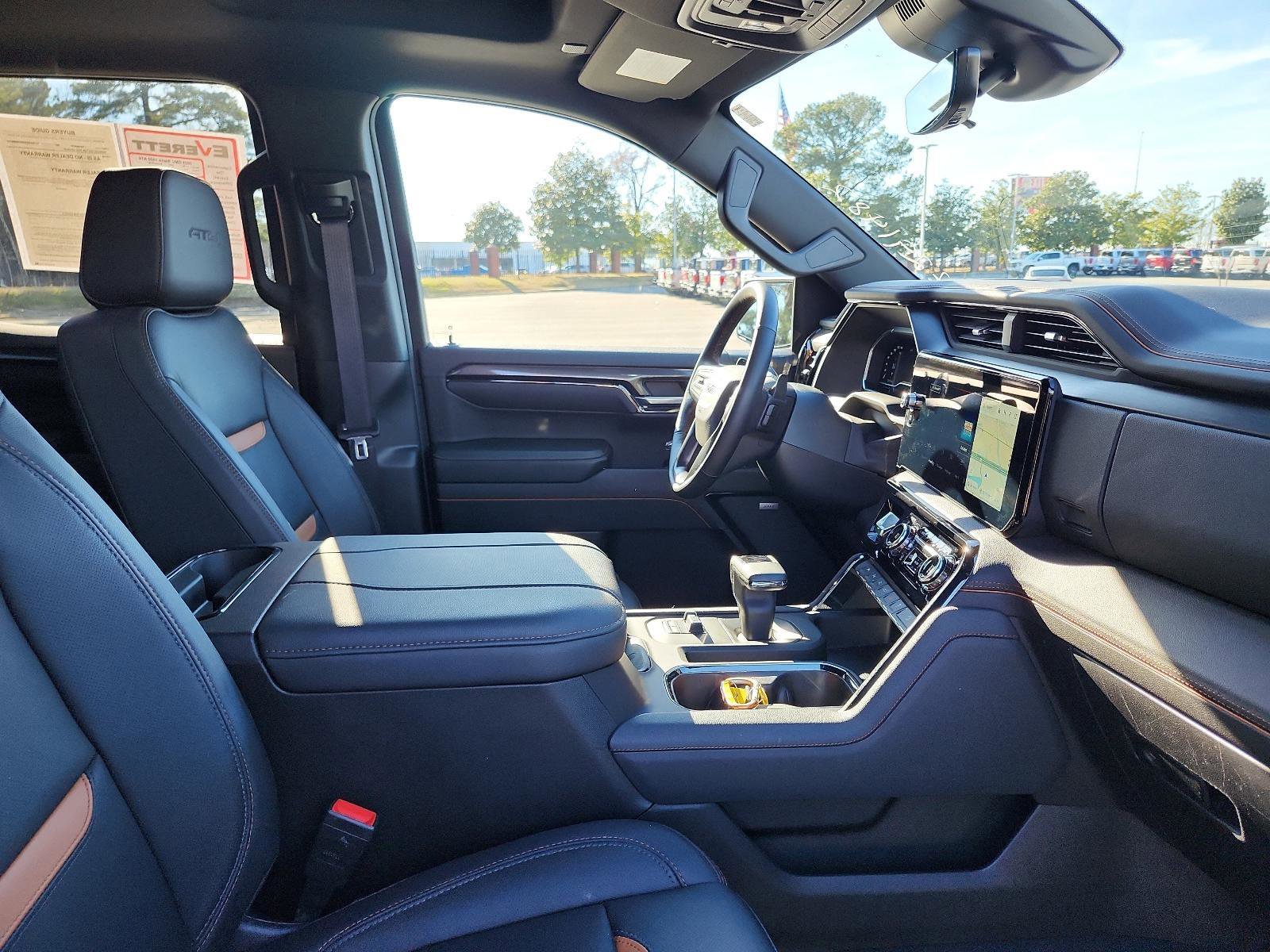 Certified 2023 GMC Sierra 1500 AT4 w/ AT4 Premium Package image 9