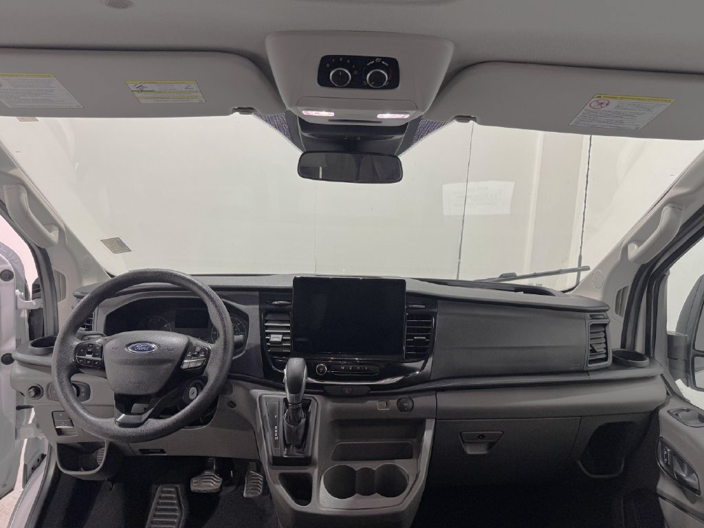 Used 2025 Ford Transit 350 XLT RWD image 2