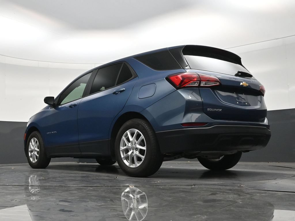Used 2024 Chevrolet Equinox LS FWD image 22
