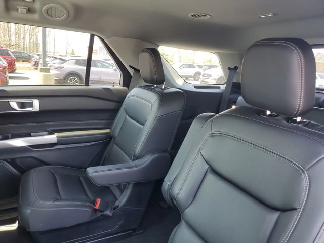 Certified 2023 Ford Explorer XLT w/ Equipment Group 202A AWD/4WD image 32