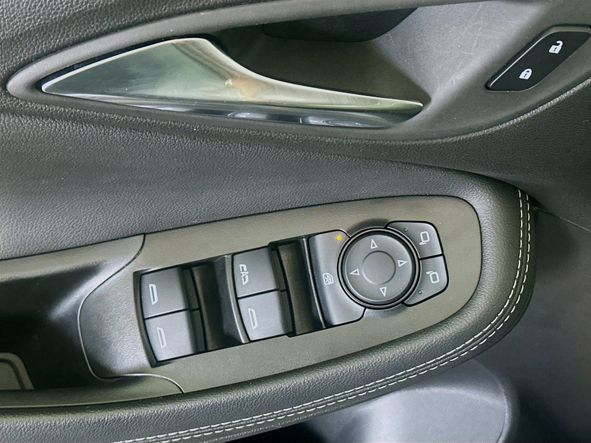 Used 2025 Buick Encore GX Preferred image 15