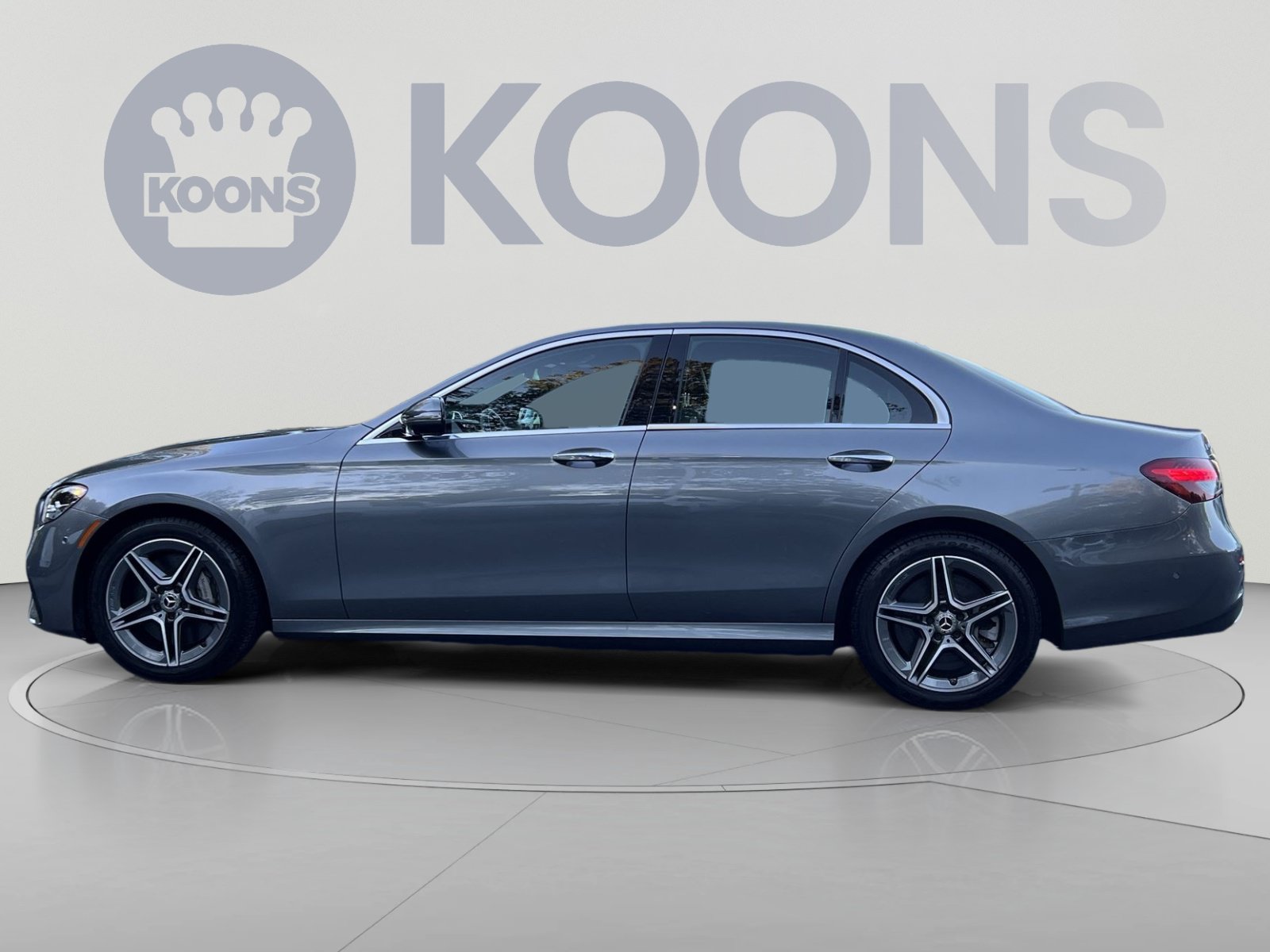 Used 2023 Mercedes-Benz E 450 4MATIC Sedan image 7