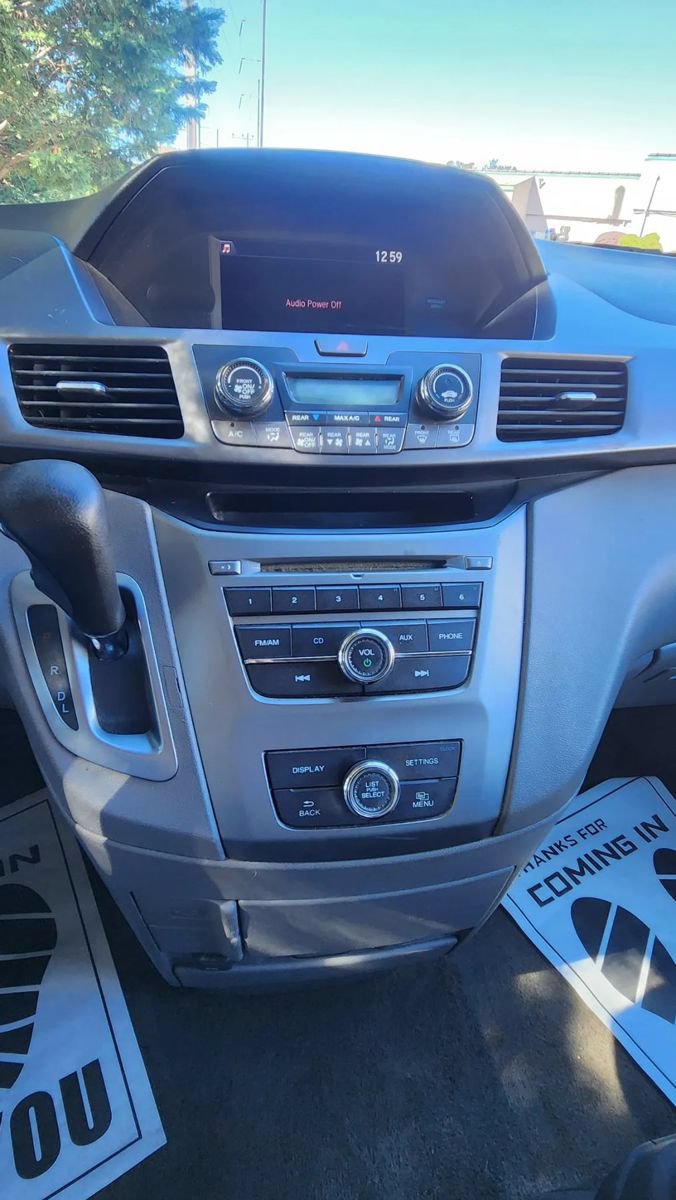 Used 2014 Honda Odyssey LX image 16