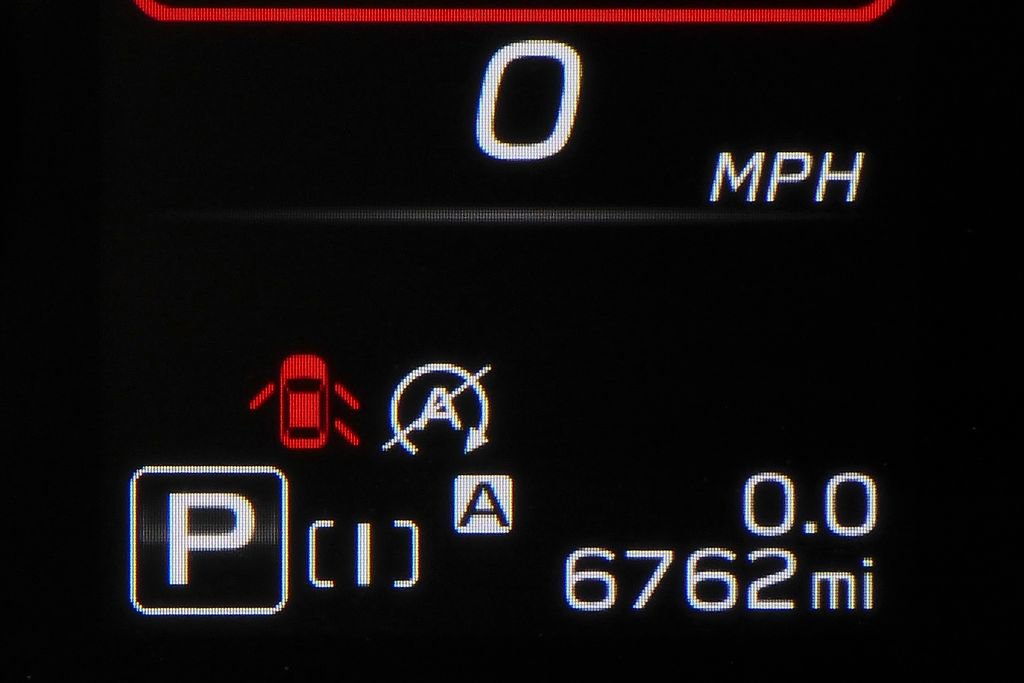 Certified 2025 Subaru Crosstrek 2.5i Limited w/ Crosstrek Mirror Package image 31