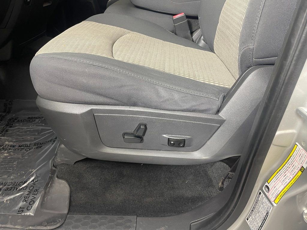 Used 2012 RAM 2500 SLT w/ Technology Group AWD/4WD image 22