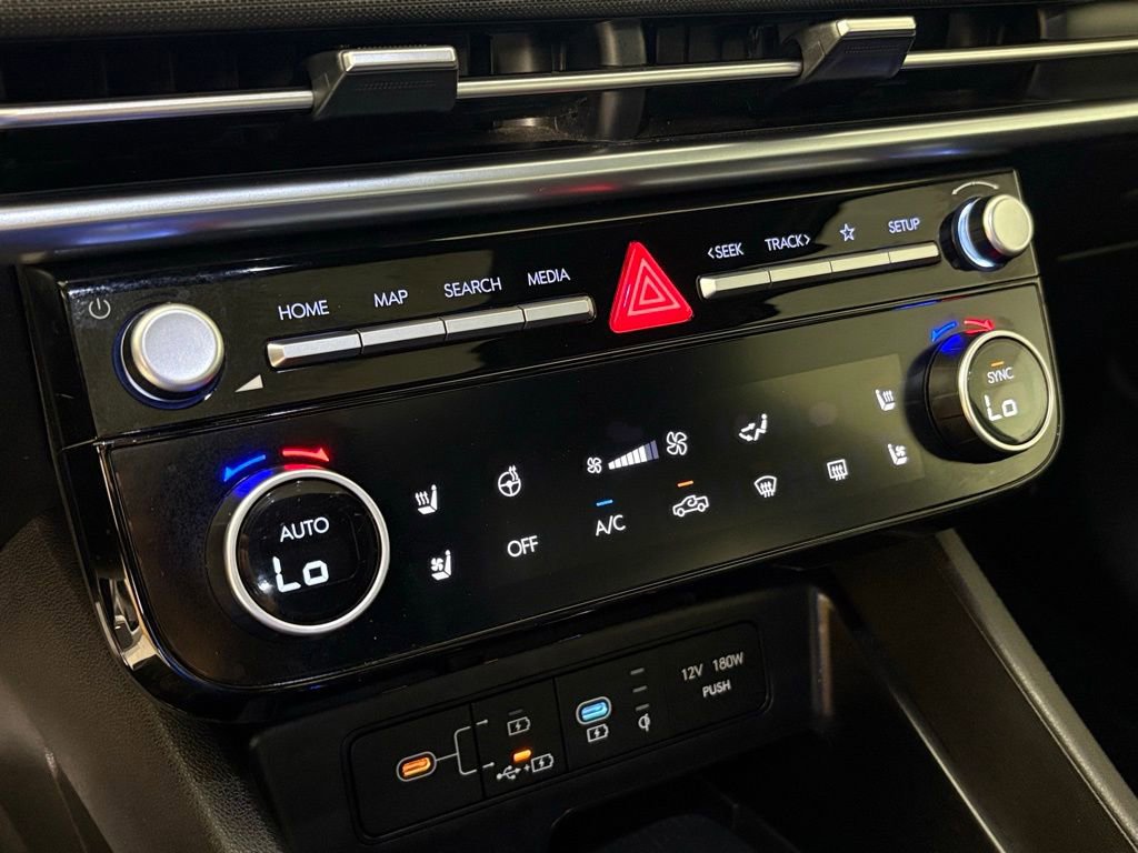 Used 2025 Hyundai Santa Cruz Limited image 28