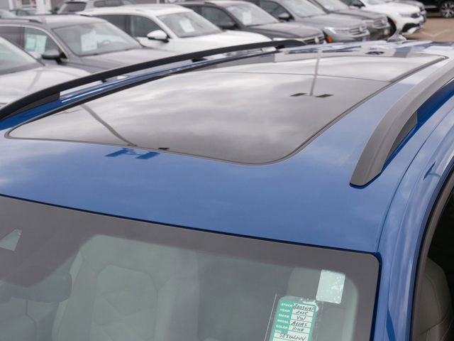 Certified 2025 Volkswagen Atlas SE w/ Panoramic Sunroof Package image 11