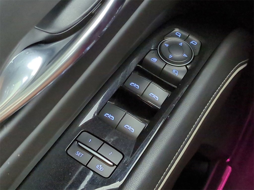 Used 2022 Cadillac Escalade ESV Sport Platinum image 27