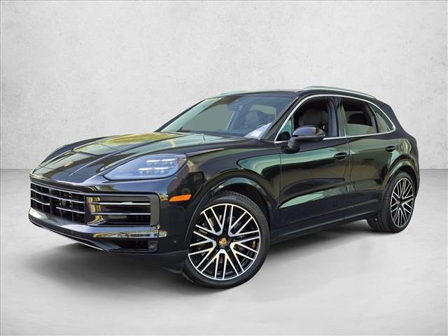 Used 2025 Porsche Cayenne AWD/4WD image 1