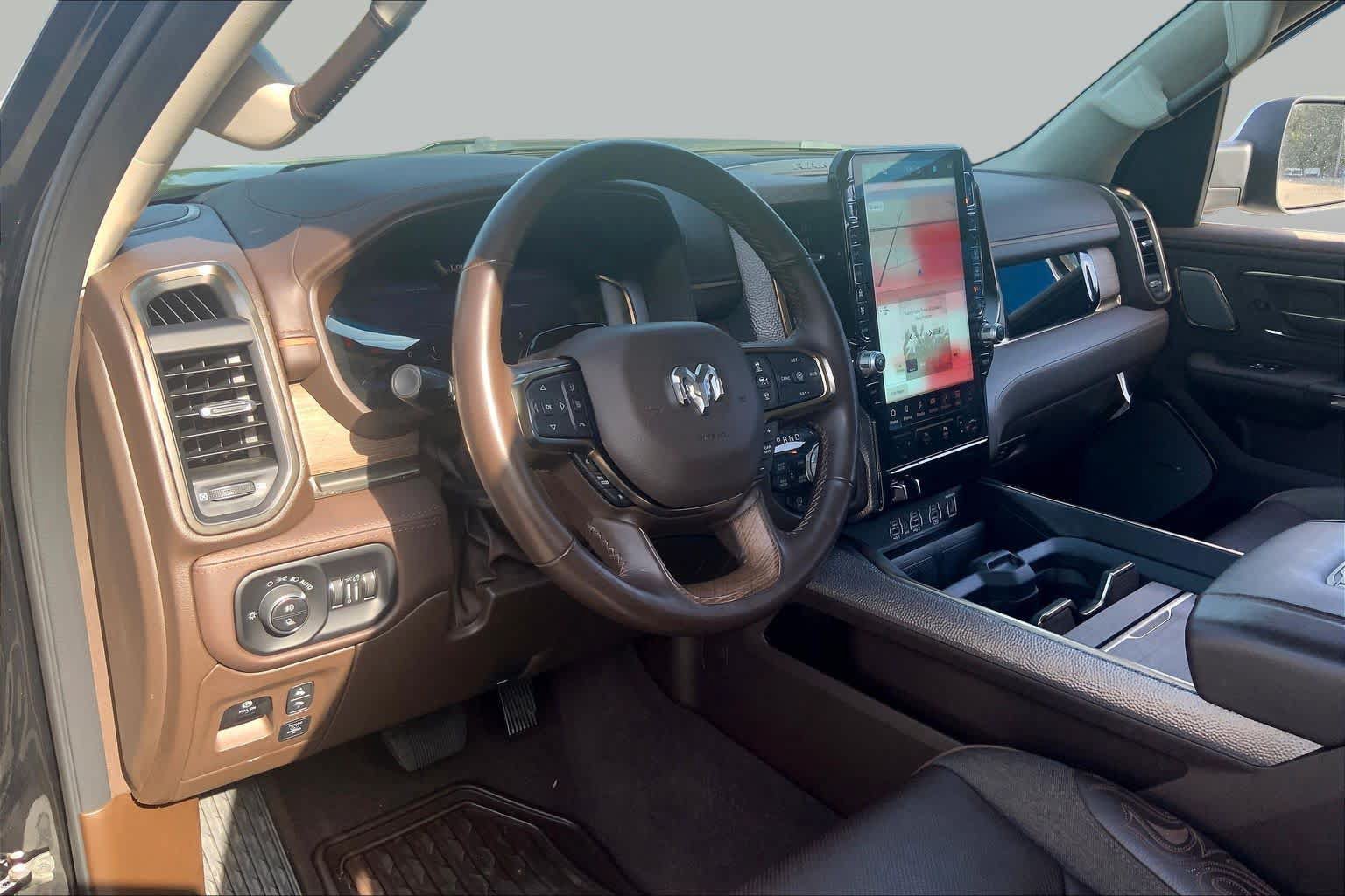 Used 2025 RAM 1500 Limited AWD/4WD image 18