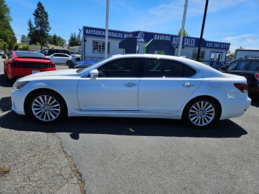 Used 2014 Lexus LS 460 L AWD/4WD image 2
