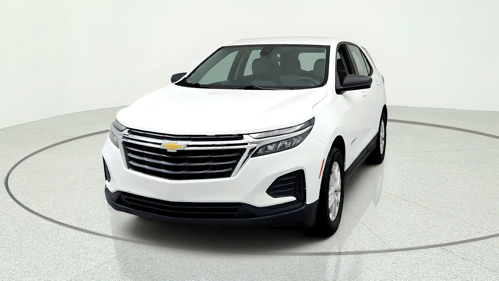Certified 2024 Chevrolet Equinox LS w/ Driver Confidence II Package FWD image 8