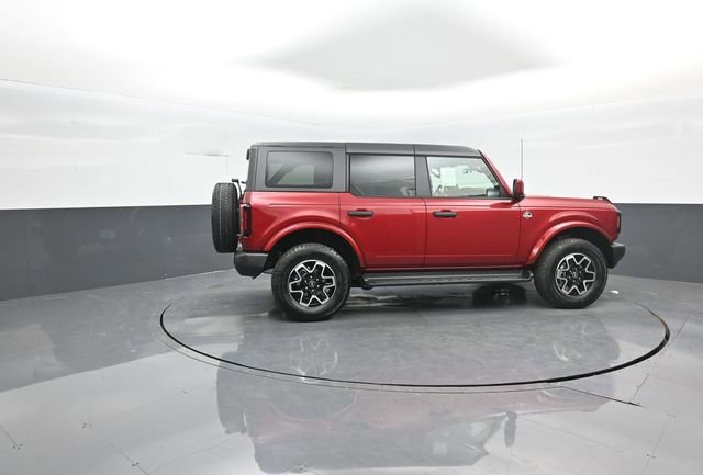 New 2026 Ford Bronco Outer Banks image 8