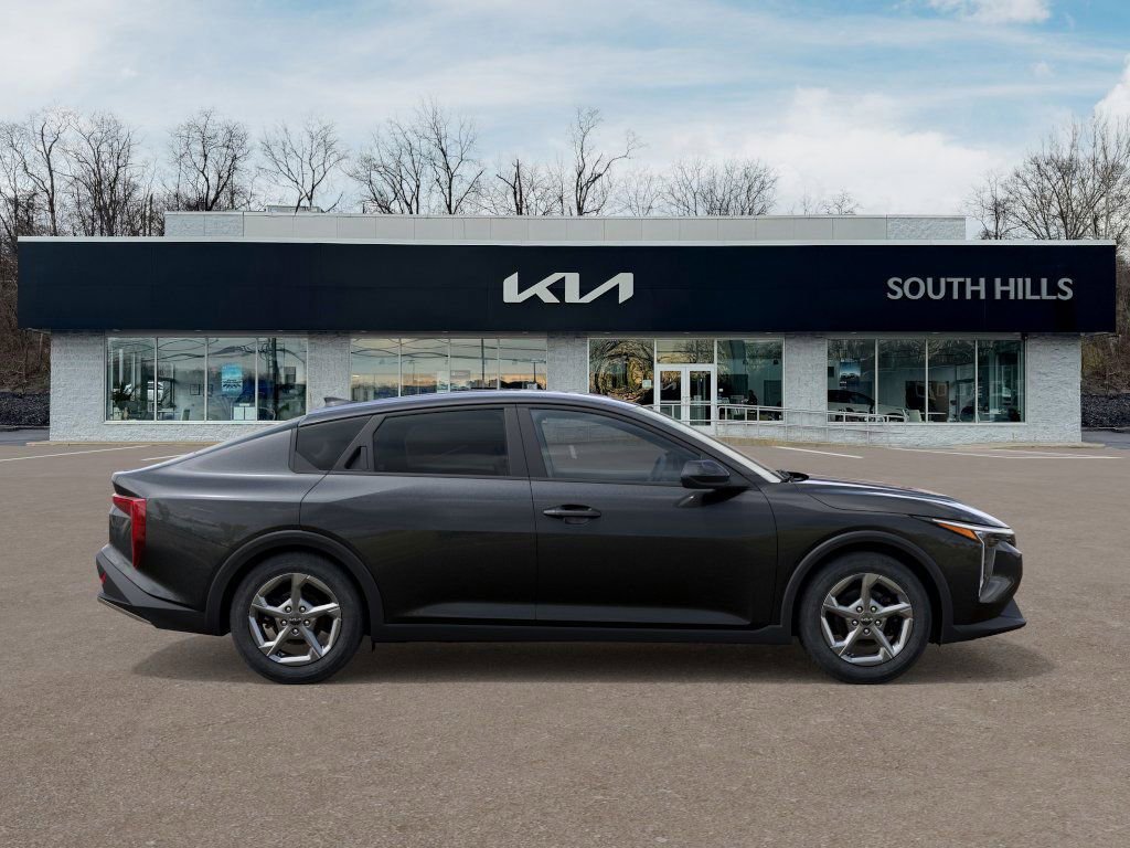 New 2026 Kia K4 LXS image 7