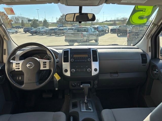 Used 2015 Nissan Xterra X image 10
