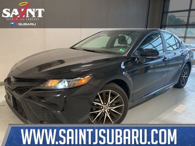 Used 2024 Toyota Camry SE w/ Cold Weather Package