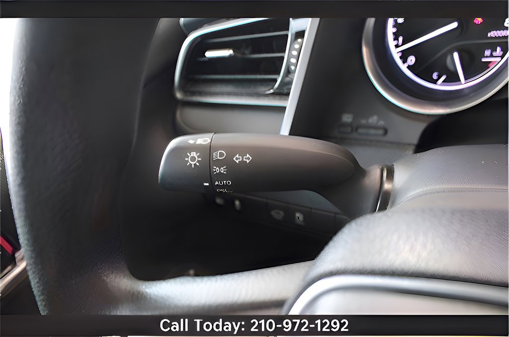 Used 2021 Toyota Camry LE image 19