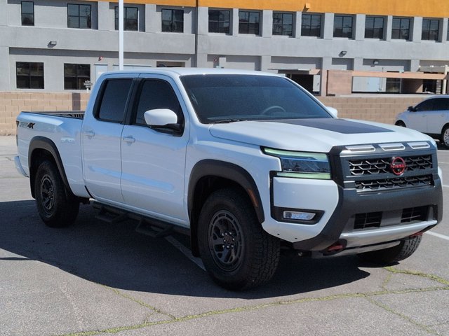 Used 2025 Nissan Frontier PRO-4X w/ Pro Convenience Package video 3