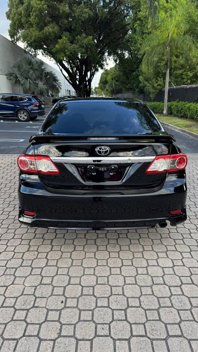 Used 2012 Toyota Corolla S image 4