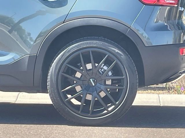 Used 2026 Volvo XC40 B5 Ultra w/ Climate Package image 20