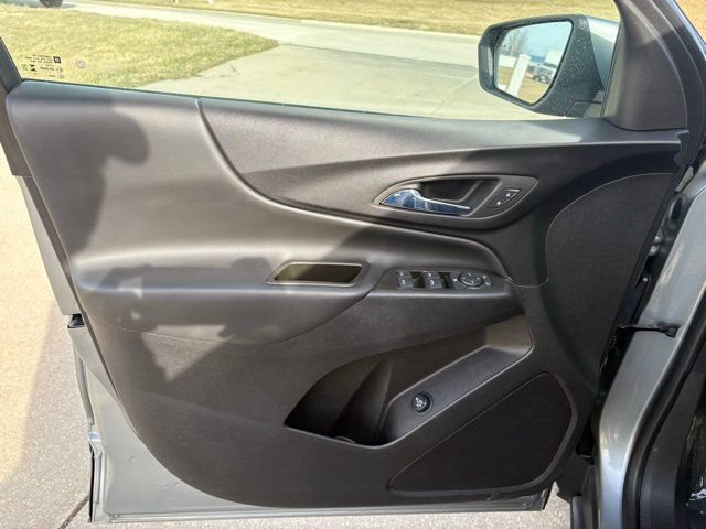 Used 2023 Chevrolet Equinox LT AWD/4WD image 8